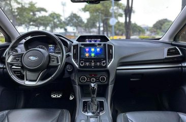 Selling White Subaru Xv 2018 in Makati