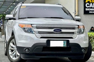 Selling White Ford Explorer 2013 in Makati