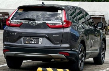 Sell White 2018 Honda Cr-V in Makati