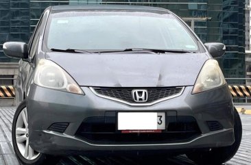 Sell White 2010 Honda Jazz in Makati