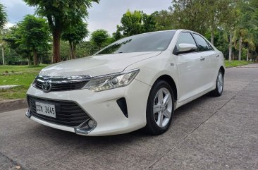 Sell White 1988 Toyota Camry in Manila