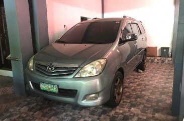 Silver Toyota Innova 2009 for sale in Automatic