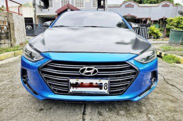 Selling White Hyundai Elantra 2016 in Bacoor