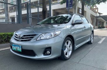 White Toyota Altis 2013 for sale in Automatic