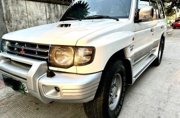 White Mitsubishi Pajero 2003 for sale in Automatic