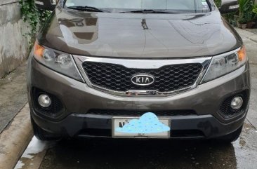 Sell White 2010 Kia Sorento in Manila