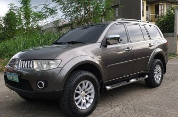 Sell White 2012 Mitsubishi Montero in Baliuag