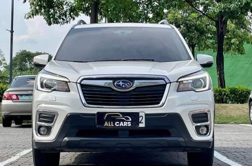 White Subaru Forester 2019 for sale in Makati