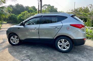 Selling White Hyundai Tucson 2014 in Dasmariñas