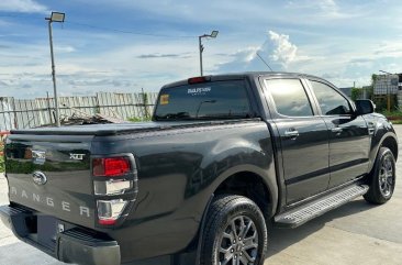 Sell White 2016 Ford Ranger in Binangonan