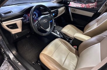 White Toyota Corolla 2014 for sale in Automatic