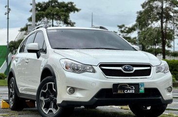 Selling White Subaru Xv 2013 in Makati