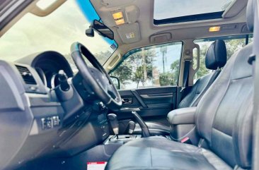 Selling White Mitsubishi Pajero 2015 in Makati