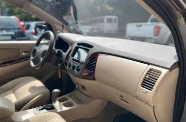 Sell White 2005 Toyota Innova in Manila