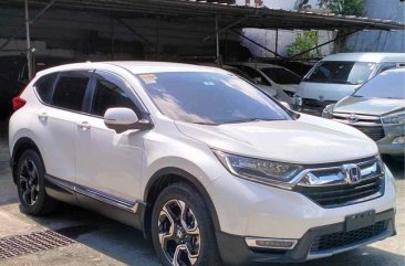 Sell White 2018 Honda Cr-V in Quezon City