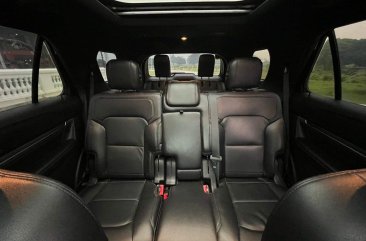 Sell White 2016 Ford Explorer in Parañaque