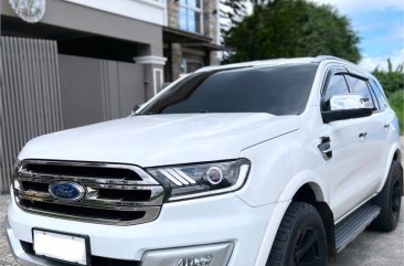 Sell White 2016 Ford Everest in Malabon