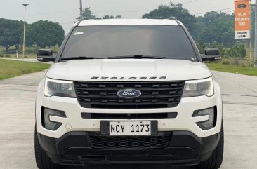 Sell White 2016 Ford Explorer in Parañaque