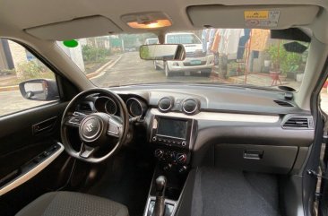 Selling White Suzuki Swift 2021 in Quezon City