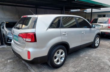 White Kia Sorento 2014 for sale in Quezon City