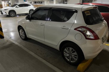 Sell Pearl White 2018 Suzuki Swift in San Juan