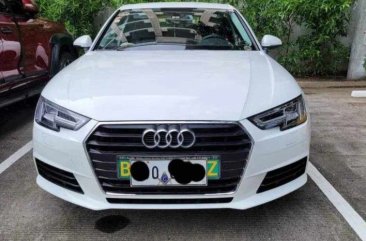 Selling White Audi A4 2019 in Makati