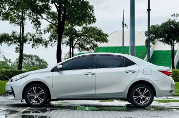 White Toyota Corolla altis 2017 for sale in Makati