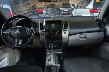 White Mitsubishi Montero 2012 for sale in Automatic