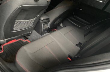 Sell White 2017 Bmw 118D in Pasig