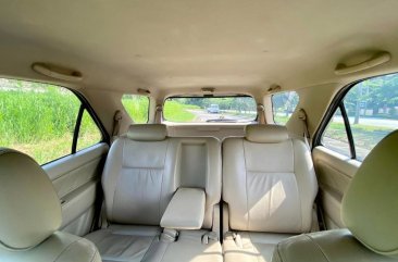 Selling White Toyota Fortuner 2006 in Caloocan