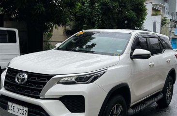 Selling White Toyota Fortuner 2022 in Quezon City