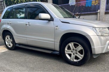 White Suzuki Grand Vitara 2008 for sale in Manila