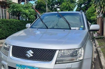 White Suzuki Grand Vitara 2008 for sale in Manila