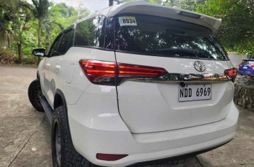 White Toyota Fortuner 2016 for sale in Automatic