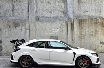 2019 Honda Civic Type R 2.0 VTEC MT Turbo Honda Sensing in Manila, Metro Manila