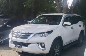 2016 Toyota Fortuner  2.4 G Diesel 4x2 AT in Valenzuela, Metro Manila