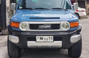 2014 Toyota FJ Cruiser  4.0L V6 in Manila, Metro Manila