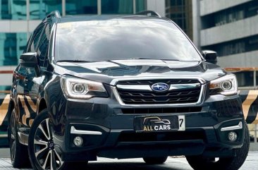 Selling White Subaru Forester 2018 in Makati