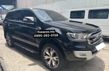 Selling White Ford Everest 2017 in Mandaue