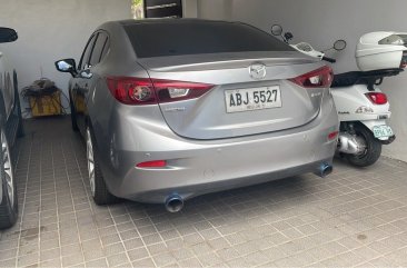 White Mazda 3 2019 for sale in Automatic