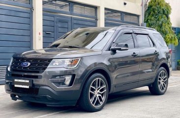 White Ford Explorer 2016 for sale in Manila