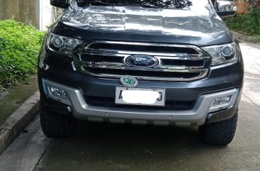 Sell White 2015 Ford Everest in Biñan