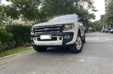 Selling Green Ford Ranger 2015 in Makati