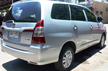 White Toyota Innova 2016 for sale in Manual