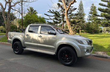 White Toyota Hilux 2014 for sale in Automatic