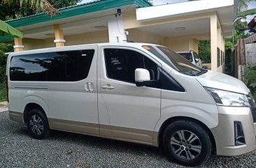 White Toyota Hiace Super Grandia 2019 for sale in Manual