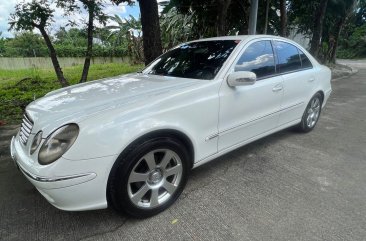 Sell White 2003 Mercedes-Benz 220 in Parañaque