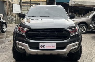 White Ford Everest 2018 for sale in Manila