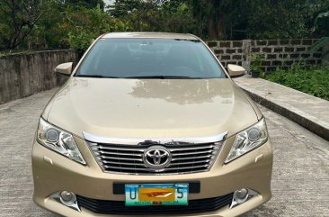 Sell White 2012 Toyota Camry in Mandaluyong