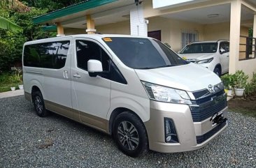 White Toyota Hiace Super Grandia 2019 for sale in Manual